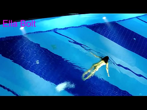 ❤️ මට නැරඹීම නැවැත්විය නොහැක, තරුණ රන්වන්තිය ELLA BOLT නිවාඩු නිකේතනයේ තටාකයේ නිරුවතින් පිහිනීමට හසු විය Sluts අපෙන්% si.xxxtophd.ru% ❤